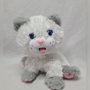 Cabbage Patch Kids Adoptimals White Persian Cat Lots of Licks 2018-Flawed Eyes